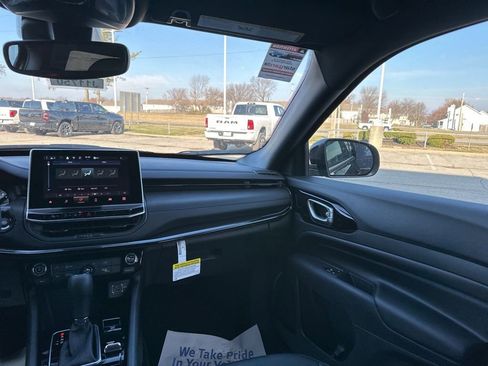 New 2026 Jeep Compass Latitude image 51