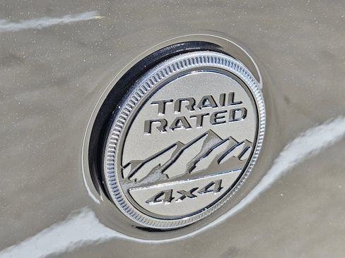 New 2025 Jeep Gladiator Sport image 10