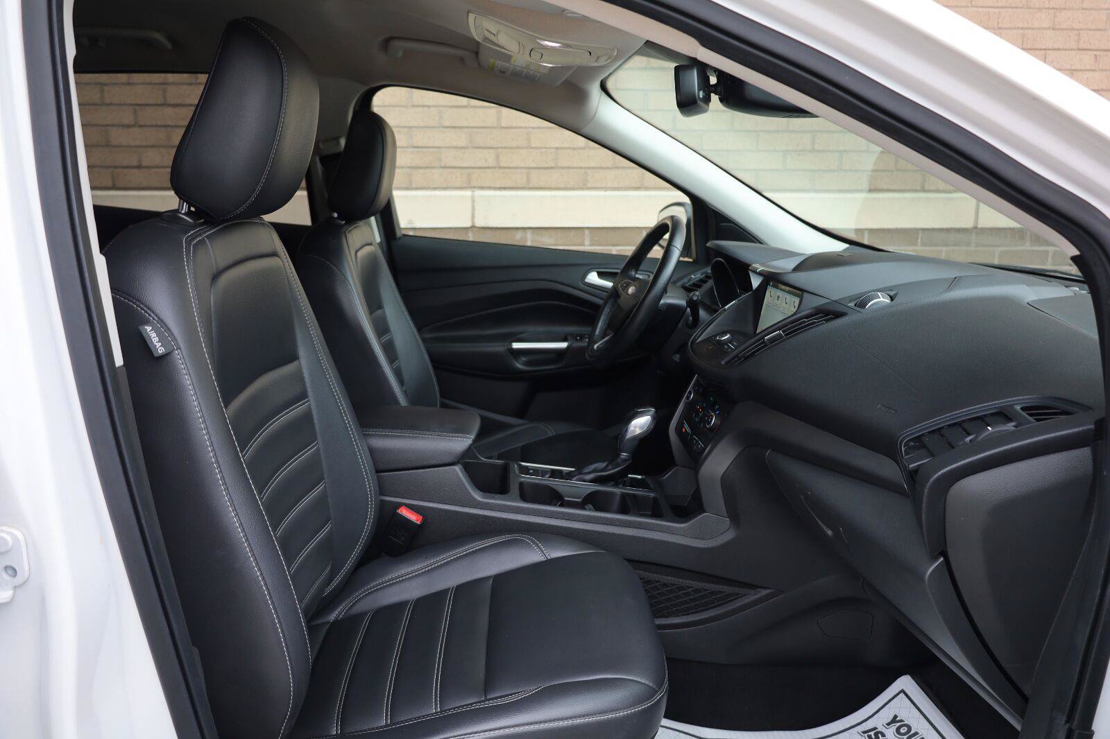 Used 2019 Ford Escape SEL FWD image 27