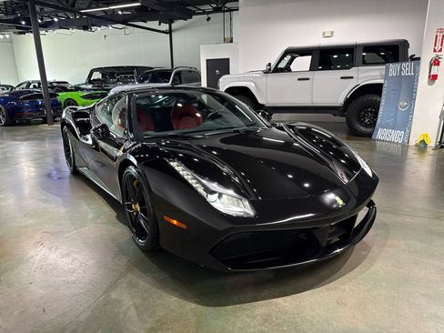 Used 2016 Ferrari 488 GTB image 12