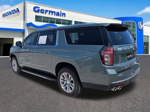 Used 2023 Chevrolet Suburban Premier AWD/4WD image 7