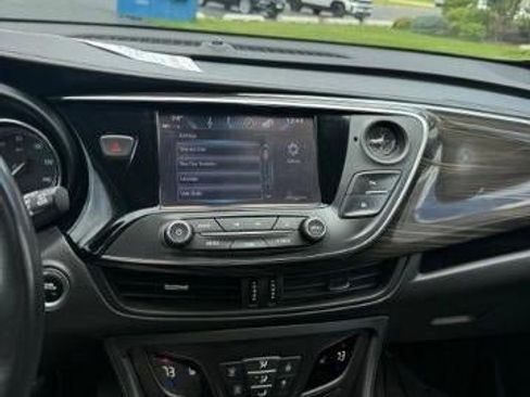 Used 2019 Buick Envision Essence AWD/4WD image 13