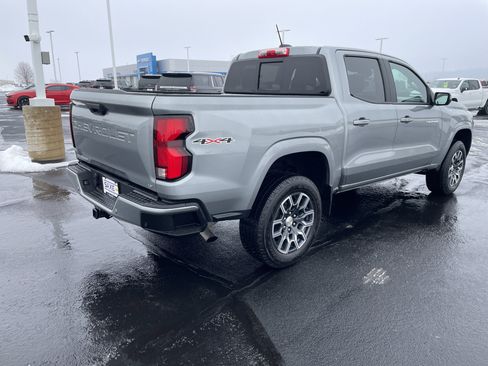 Used 2023 Chevrolet Colorado LT w/ LT Convenience Package III image 5