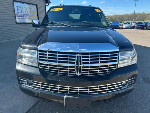 Used 2014 Lincoln Navigator L 4WD image 2