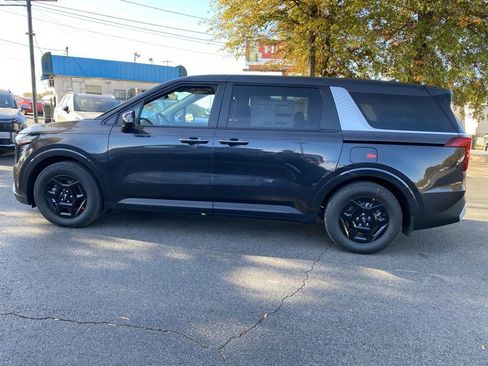 New 2026 Kia Carnival image 4