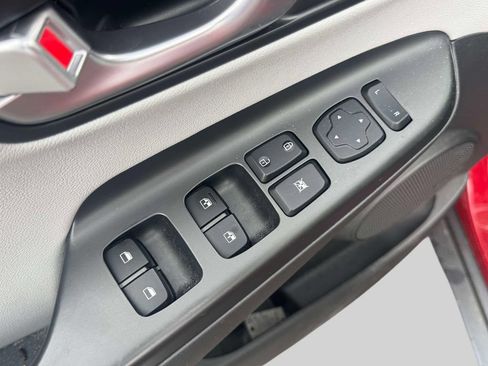 Certified 2022 Hyundai Kona Limited AWD/4WD image 16
