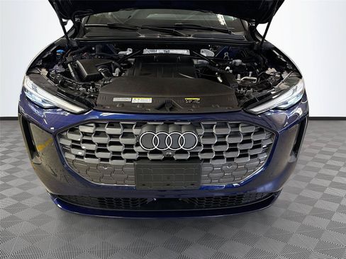 Certified 2025 Audi Q5 Premium w/ Convenience Package AWD/4WD image 31
