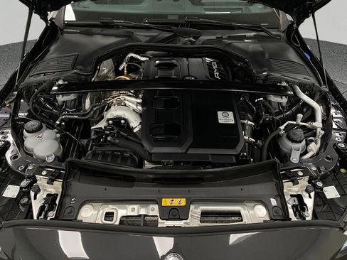 Used 2025 Mercedes-Benz C 43 AMG 4MATIC Sedan image 11