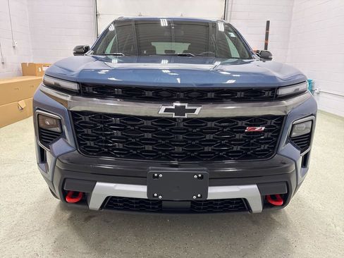 Used 2024 Chevrolet Traverse Z71 image 8