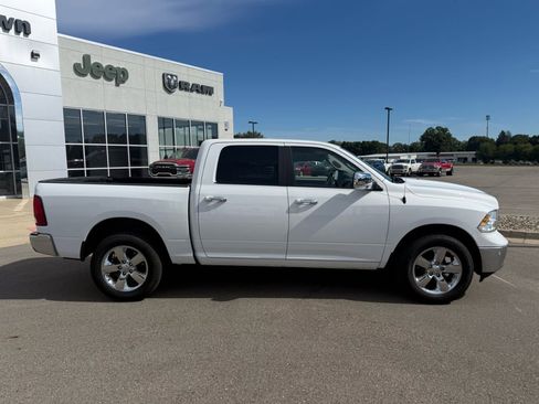Used 2018 RAM 1500 Big Horn image 2