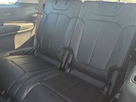 Used 2022 Jeep Grand Cherokee L Limited AWD/4WD image 6