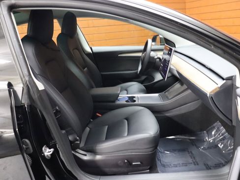 Used 2023 Tesla Model 3 Standard Range image 53