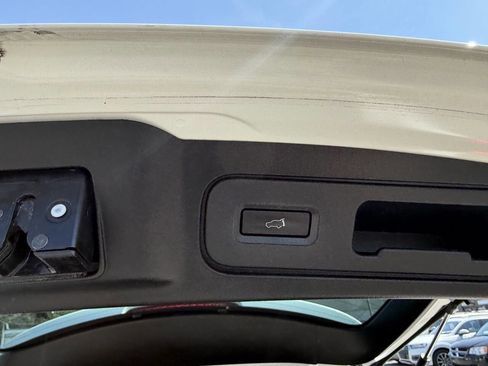 Used 2015 MAZDA CX-9 Touring w/ Touring Technology Package image 27