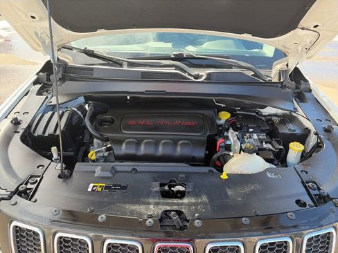 Used 2018 Jeep Compass Limited w/ Navigation Group AWD/4WD image 53