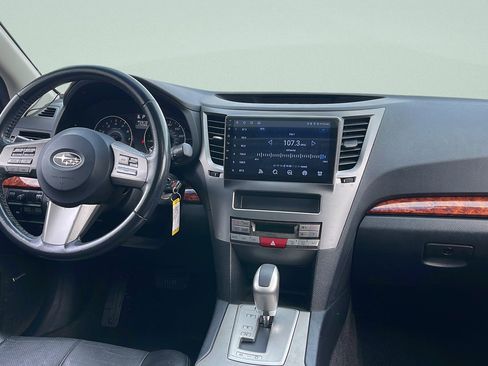 Used 2010 Subaru Outback 2.5i Limited w/ Popular Equipment Group 2A image 47