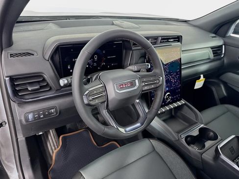 New 2026 GMC Terrain AT4 w/ Convenience Package III AWD/4WD image 9