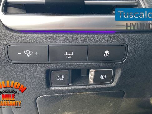 Used 2024 Hyundai Palisade Calligraphy image 16