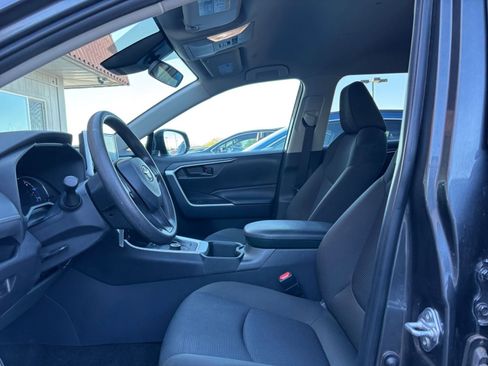 Used 2025 Toyota RAV4 LE image 25