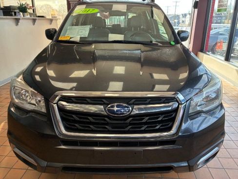 Used 2017 Subaru Forester 2.5i Limited image 5