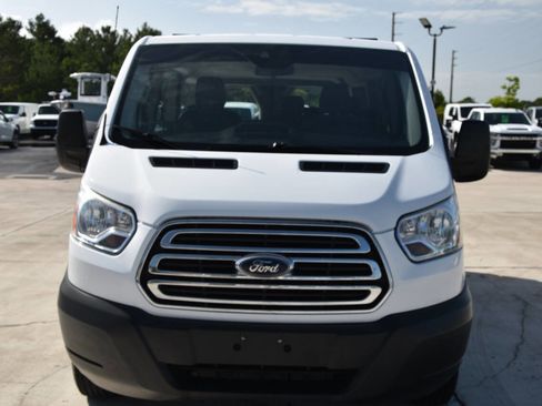 Used 2016 Ford Transit 150 XLT image 2