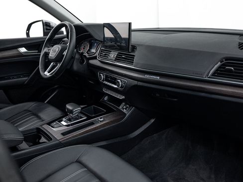 Certified 2023 Audi Q5 2.0T Premium w/ Convenience Package AWD/4WD image 12