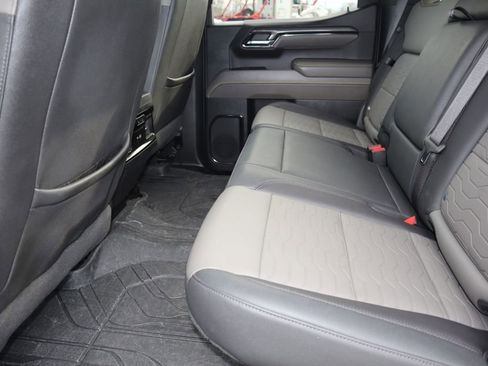 Used 2023 Chevrolet Silverado 1500 ZR2 w/ Technology Package image 23