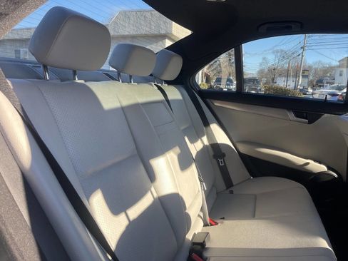 Used 2013 Mercedes-Benz C 300 C 300 Sport 4MATIC AWD 4dr Sed image 22