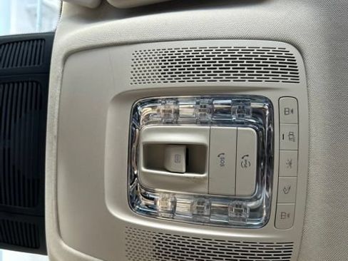 Used 2023 Mercedes-Benz GLE 350 4MATIC image 86