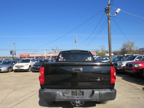 Used 2016 Toyota Tundra SR5 image 23