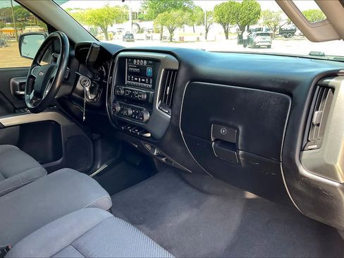 Used 2018 Chevrolet Silverado 1500 LT w/ Texas Edition image 23