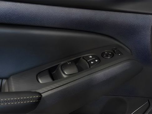 Used 2025 Nissan Altima 2.5 SV w/ SV Special Edition Package image 27