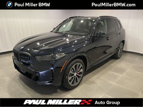 New 2026 BMW X5 xDrive50e AWD/4WD image 1