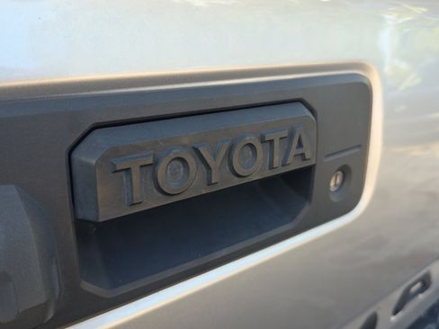 Used 2019 Toyota Tacoma 4x4 Double Cab image 30