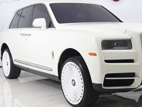 Used 2020 Rolls-Royce Cullinan image 63