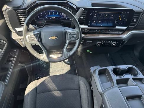 Certified 2023 Chevrolet Silverado 1500 LT AWD/4WD image 13