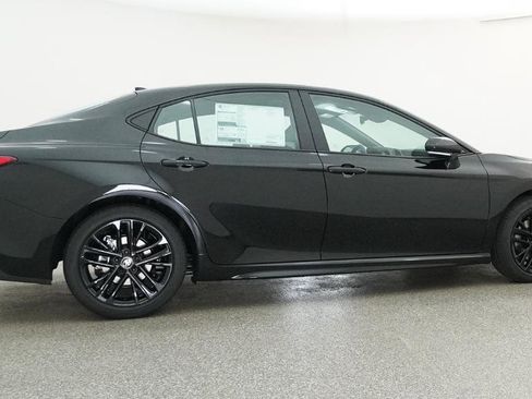 New 2026 Toyota Camry SE FWD image 29