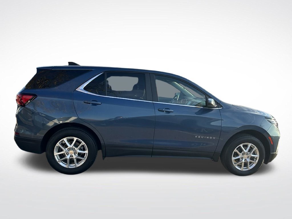 Used 2024 Chevrolet Equinox LT w/ LPO, Floor Liner Package AWD/4WD image 17