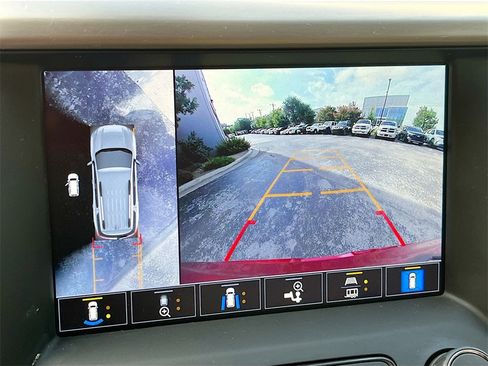 Used 2022 GMC Acadia Denali w/ Denali Ultimate Package image 14