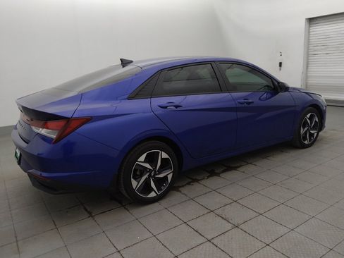 Used 2023 Hyundai Elantra SEL w/ Convenience Package FWD image 10