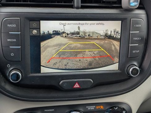 Used 2024 Kia Soul LX image 21