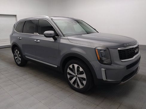 Used 2022 Kia Telluride S FWD image 11