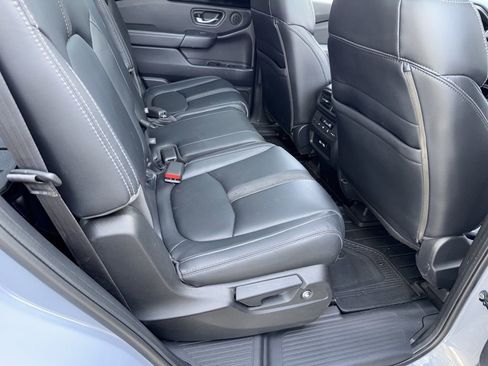 Used 2023 Honda Pilot Touring image 21