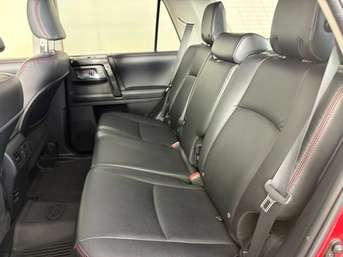 Used 2017 Toyota 4Runner TRD Off-Road Premium AWD/4WD image 13
