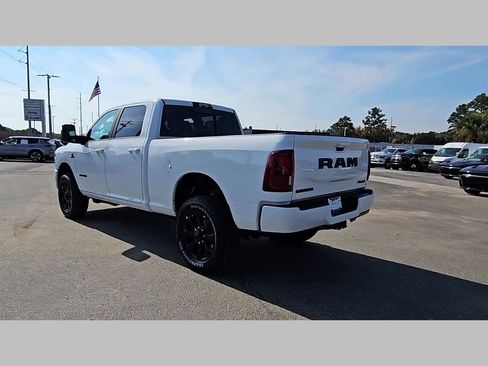New 2026 RAM 2500 Laramie w/ Night Edition AWD/4WD image 30