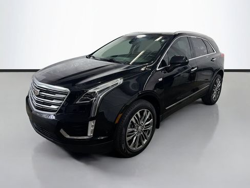 Used 2019 Cadillac XT5 Premium Luxury w/ Driver Assist Package AWD/4WD image 5