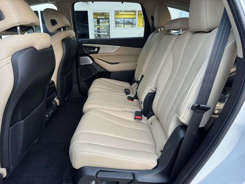 Certified 2025 Acura MDX w/ Technology Package image 14