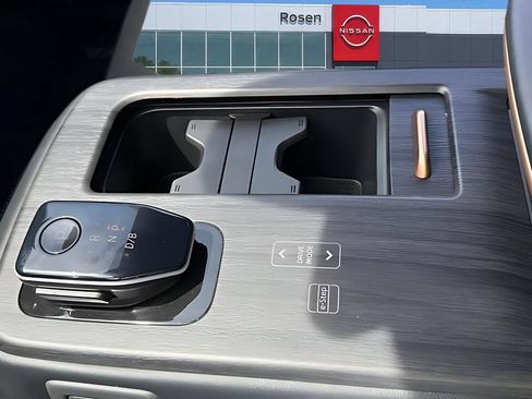 Used 2023 Nissan Ariya FWD image 22