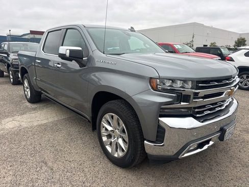 Used 2019 Chevrolet Silverado 1500 LTZ w/ LTZ Plus Package RWD image 3