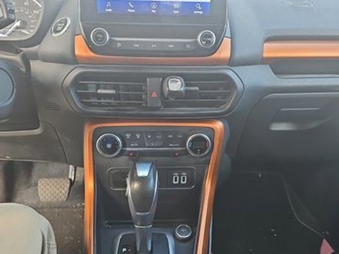 Used 2021 Ford EcoSport SE w/ SE Convenience Package image 17