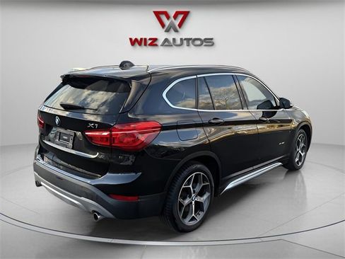 Used 2018 BMW X1 xDrive28i image 3
